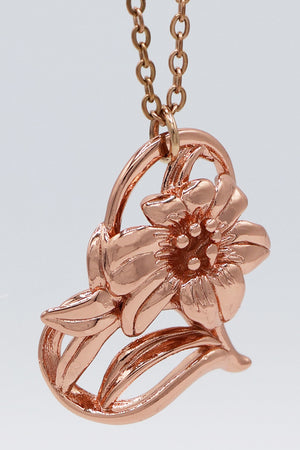 Reunion Flower Pendant