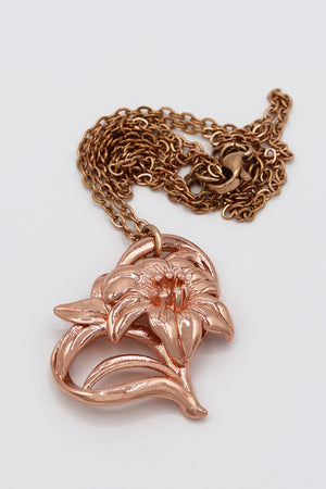 Reunion Flower Pendant